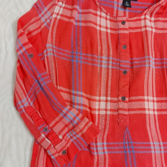 Nine West Coral Plaid Top Sz Medium - Picture 2 of 9